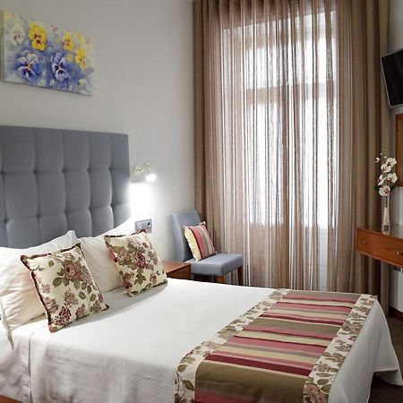 Lusitana Hotel ปอร์โต ภายนอก รูปภาพ