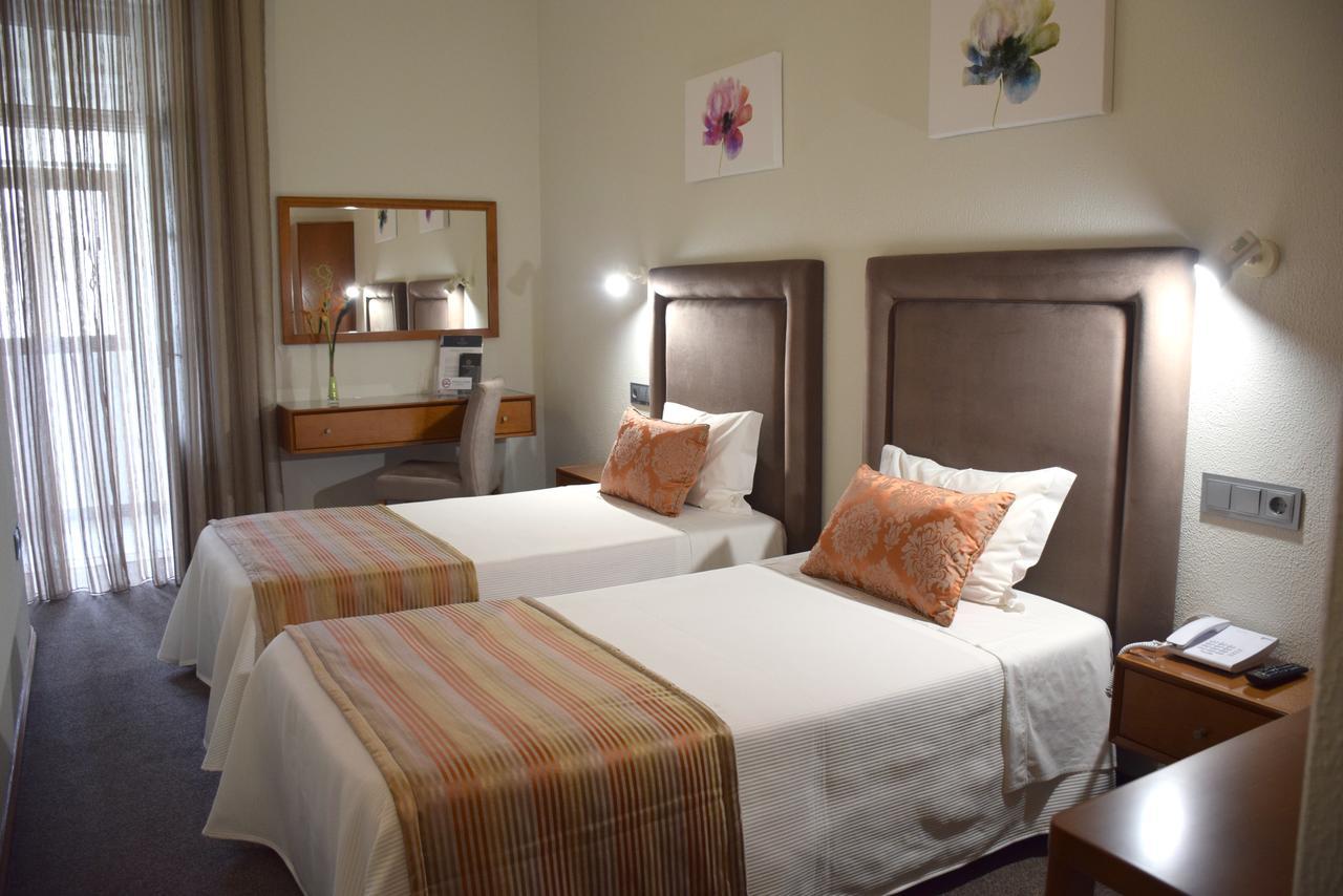 Lusitana Hotel ปอร์โต ภายนอก รูปภาพ