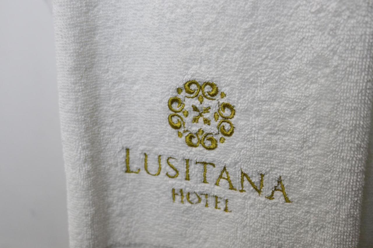 Lusitana Hotel ปอร์โต ภายนอก รูปภาพ