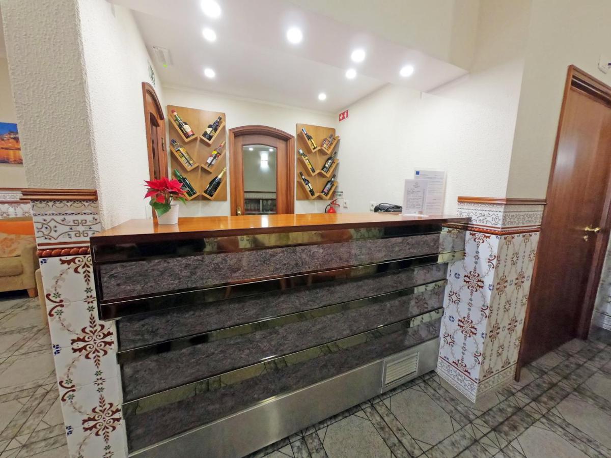 Lusitana Hotel ปอร์โต ภายนอก รูปภาพ